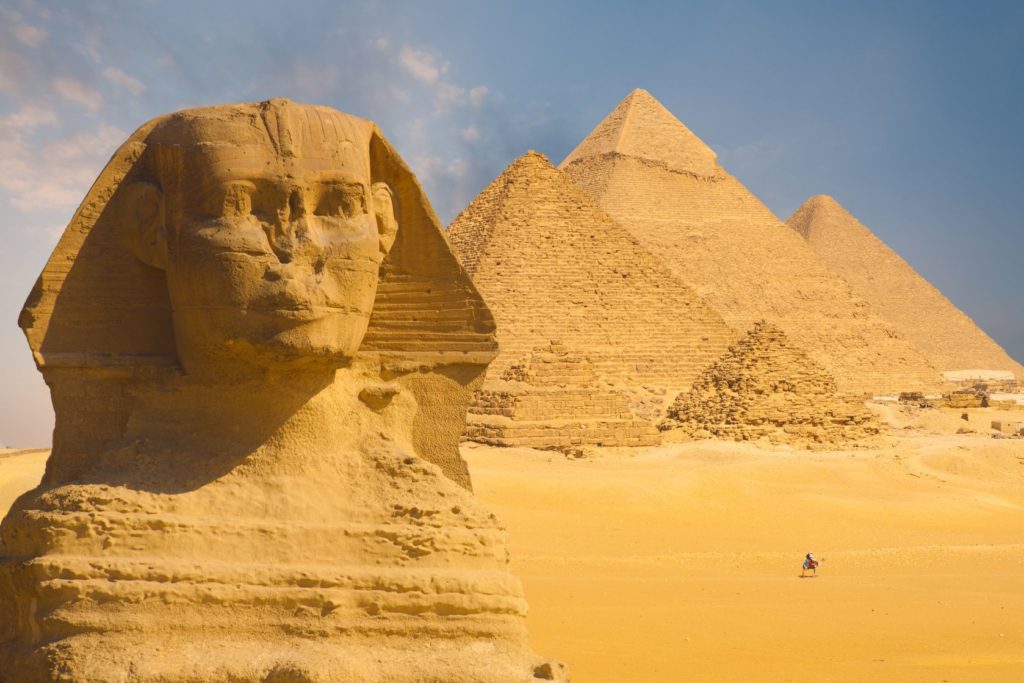 Velká sfinga a pyramidy v Gíze v Egyptě | pius99/123RF.com