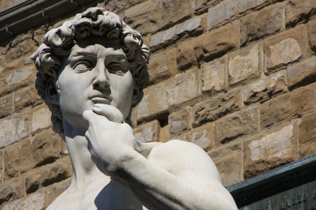 Detail sochy Davida ve Florencii | donyanedoma/123RF.com