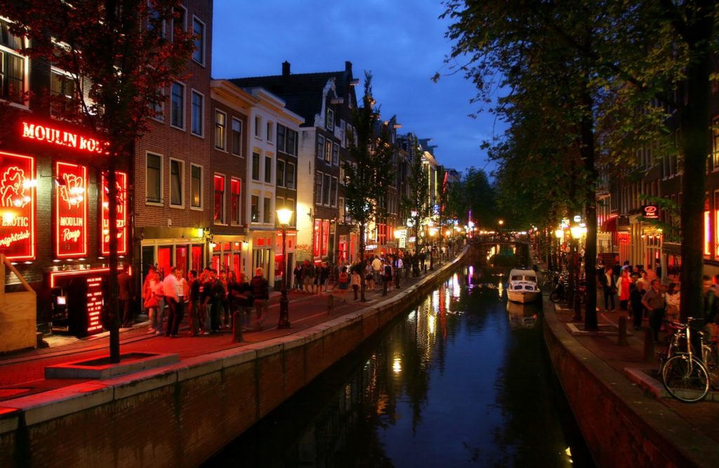 Red Light District v Amsterdamu | rglinsky/123RF.com