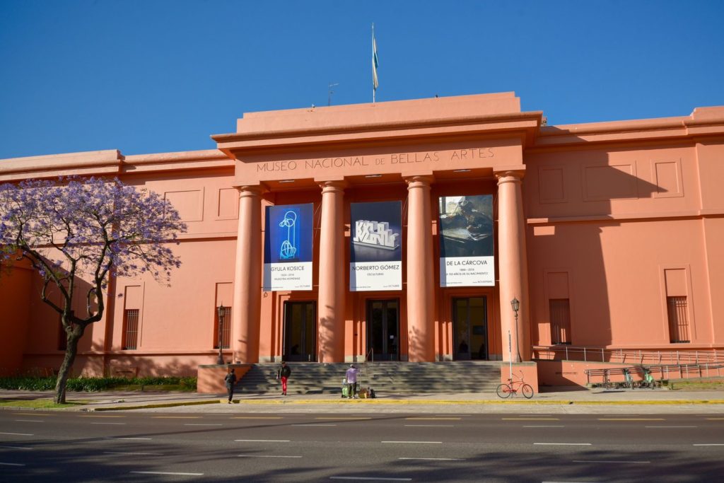 Museo Nacional de Bellas Artes | antvlk/123RF.com