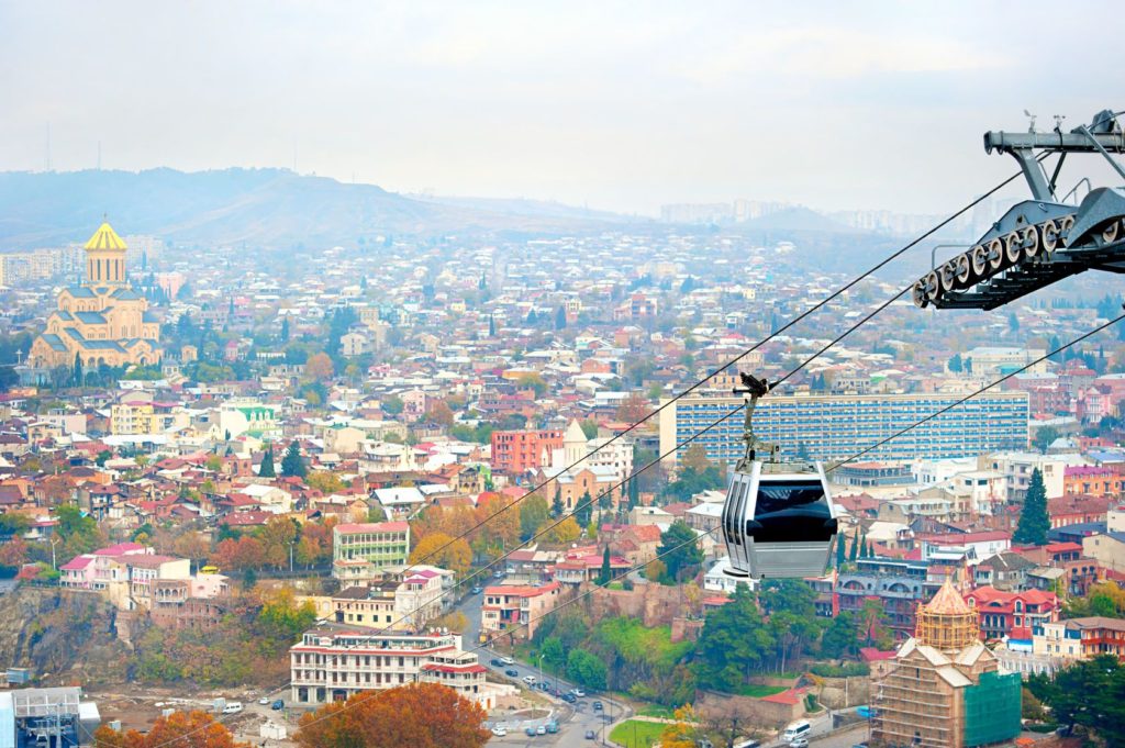 Lanovka nad Tbilisi | tykhyi/123RF.com