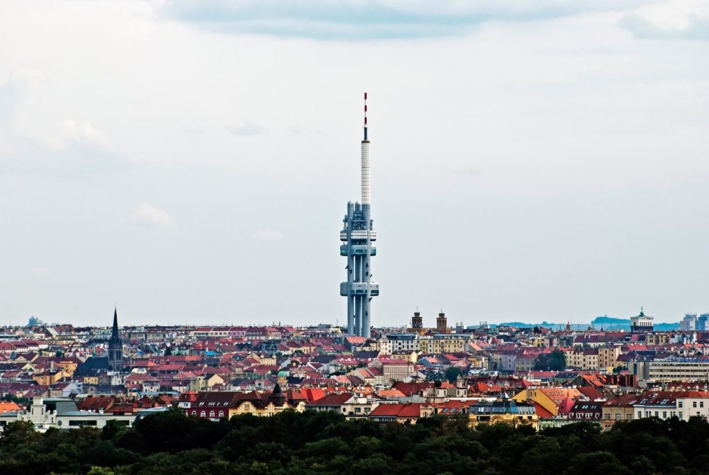 Žižkovská věž v Praze | vrabelpeter/123RF.com