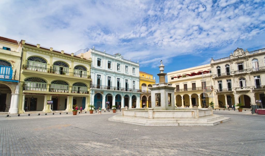 Náměstí Plaza Vieja v Havaně | frankix/123RF.com