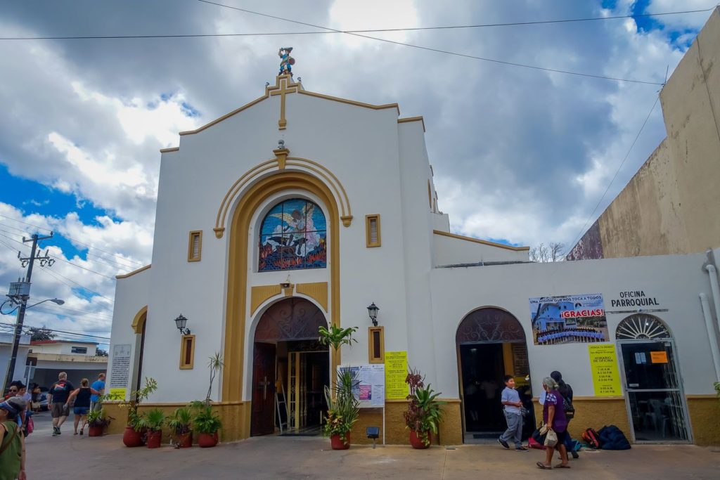 Kostel Iglesia de San Miguel Arcángel ve městě San Miguel na ostrově Cozumel | pxhidalgo/123RF.com