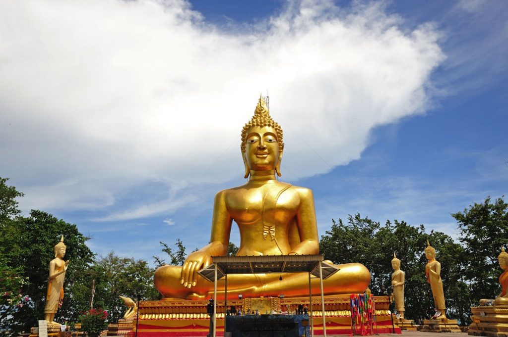 Socha Velkého Buddhy v Pattayi | taolmor/123RF.com