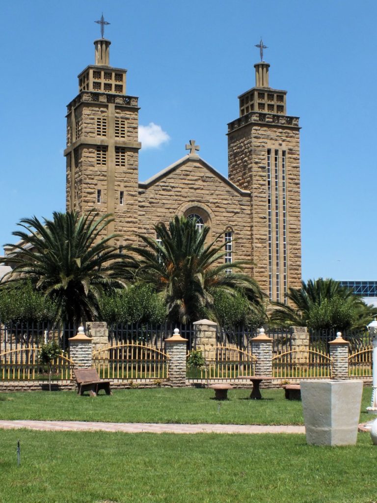 Katedrála Panny Marie Vítězné v Maseru v Lesothu | glynspencer/123RF.com