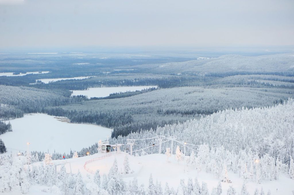 Krásný výhled na finskou krajinu v Laponsku | alinute/123RF.com