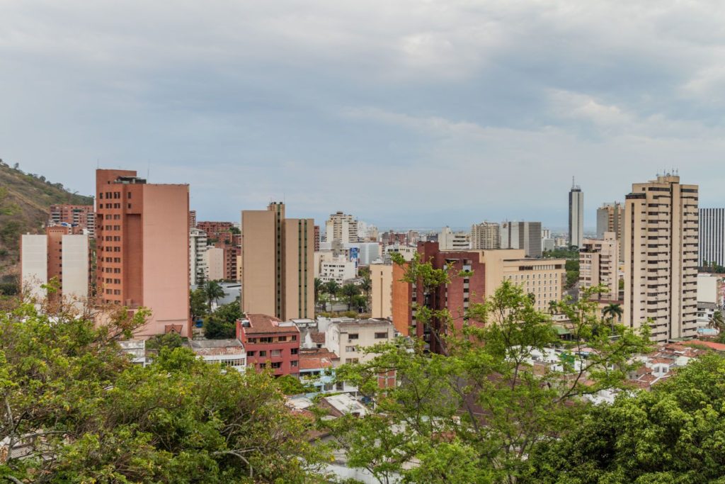 Pohled na město Cali v Kolumbii | mathess/123RF.com