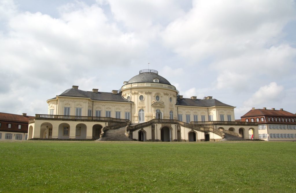 Schloss Solitude ve Stuttgartu v Německu | robwilson39/123RF.com