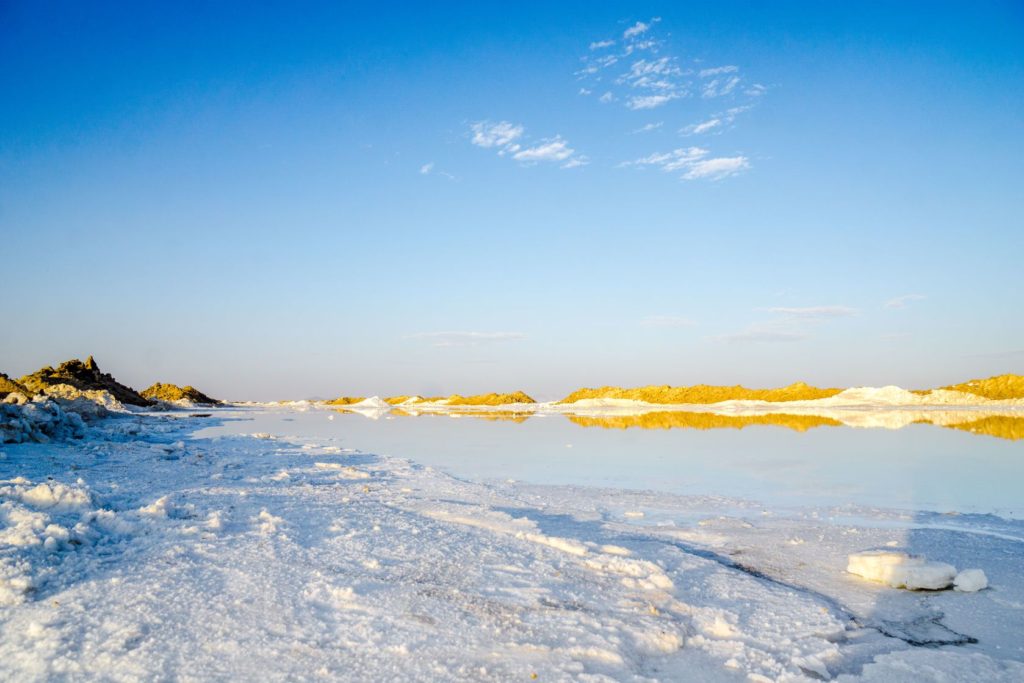 Slané jezero Varzaneh v Íránu | streetflash/123RF.com