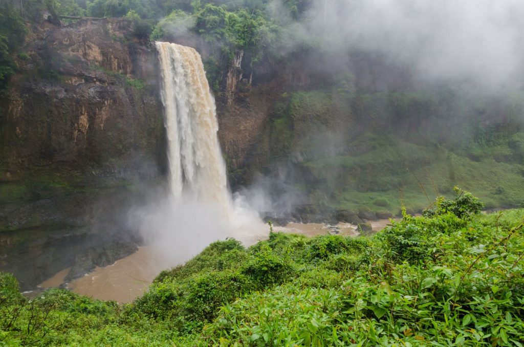 Vodopády Ekom Nkam v Kamerunu | wootan51/123RF.com