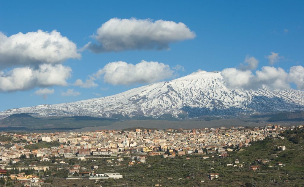 Sopka Etna na Sicílii | ollirg/123RF.com
